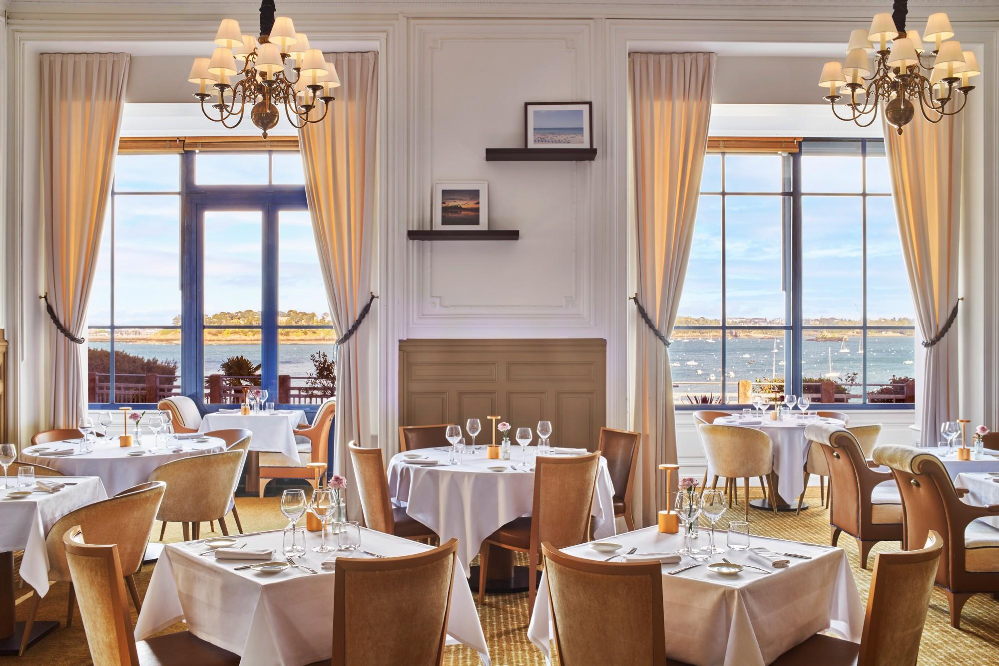 Déjeuner au restaurant le George V au Grand Hôtel Dinard © Barrière