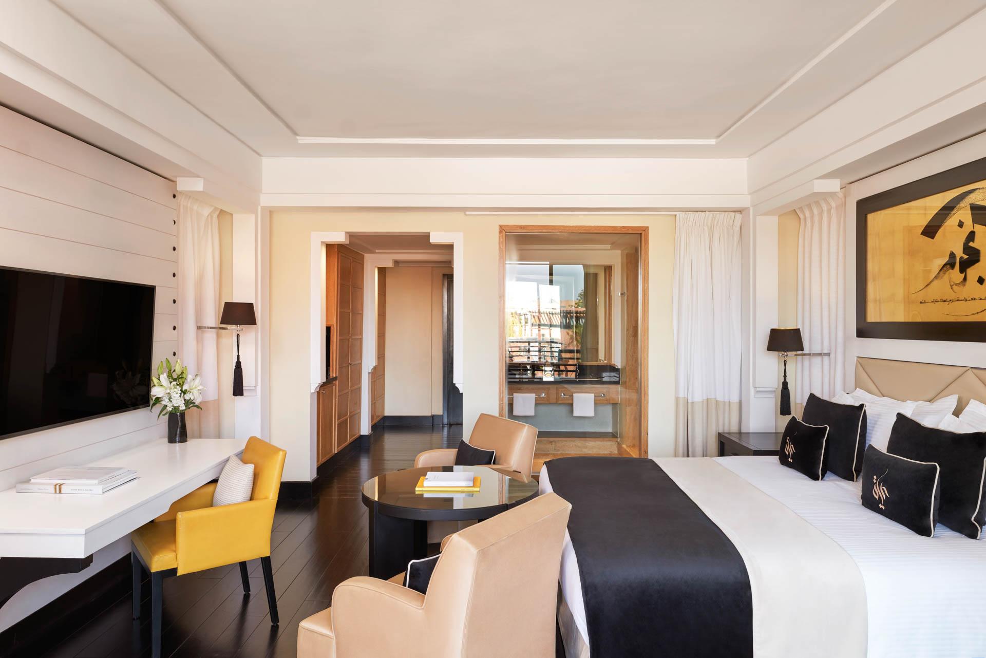 Une chambre de l’hôtel Le Naoura © Barrière