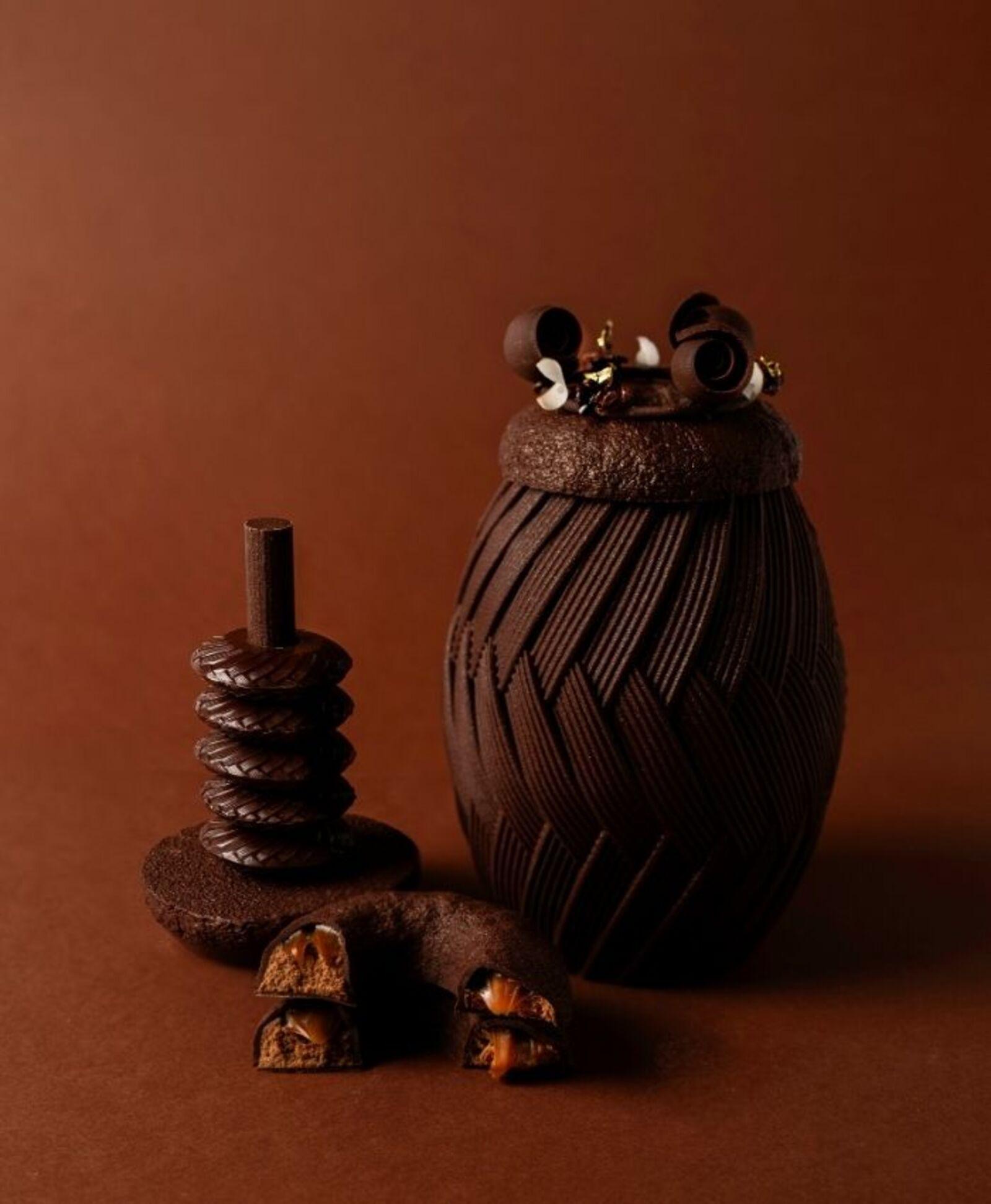 L’oeuf en chocolat de Jordan Talbot © La Réserve Paris 