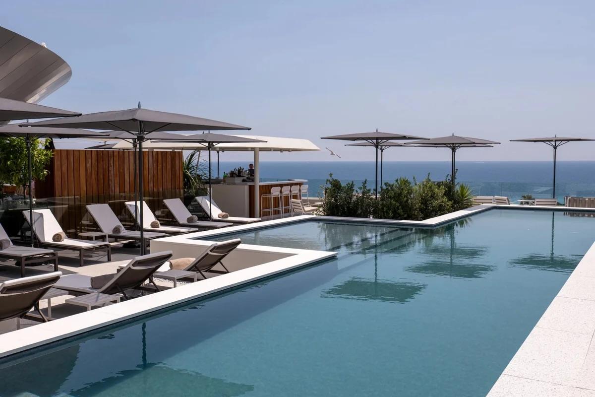 Piscine sur le rooftop de l’hôtel Maison Albar – Le Victoria, Nice © DR