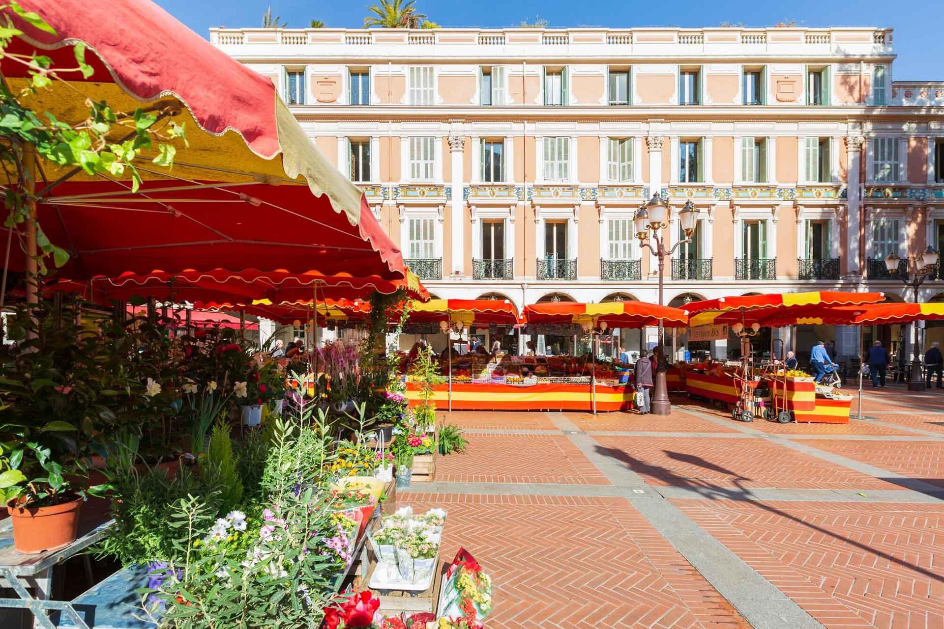 Le Marché de la Condamine © B. Bergely