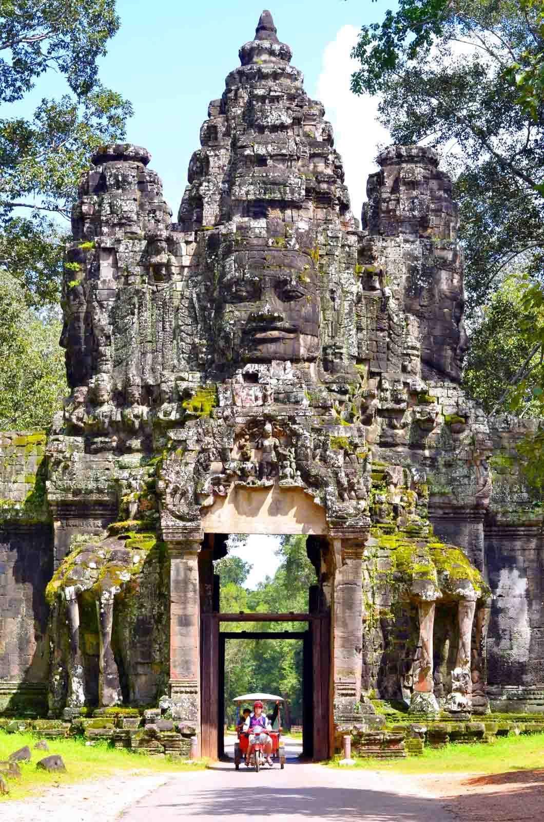 L’une des portes d’angkor © Laurentiu Morariu