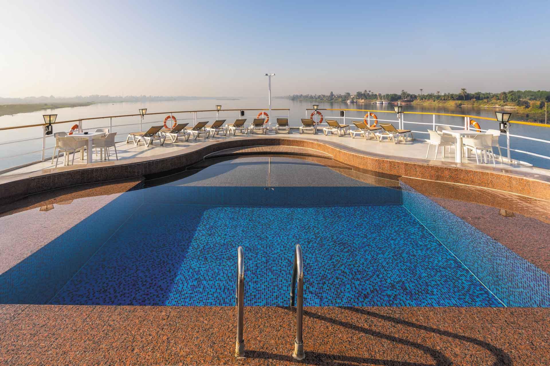 Faire une croisière sur le Nil à bord du RV Star of Luxor avec CroisiEurope © Hossam Horus