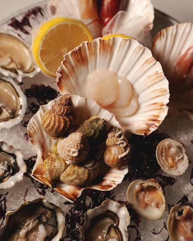 Fruits de mer au restaurant Langosteria, à l’hôtel du Cheval Blanc © DR