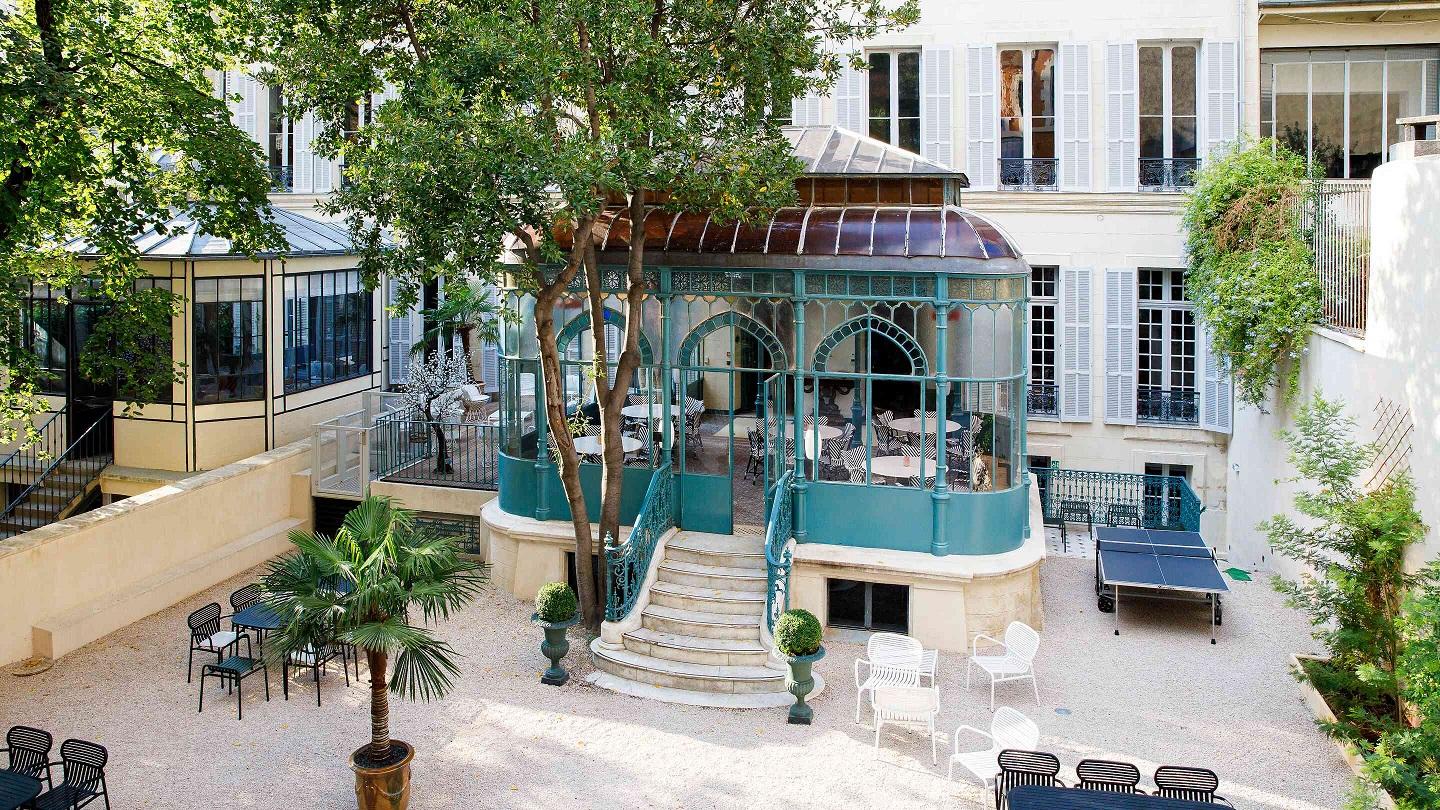 Cour arborée © Maison Marseille-Longchamp