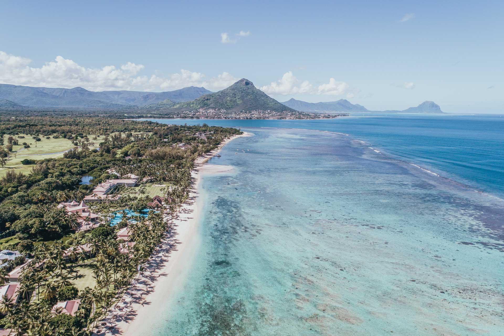 La plage du Sugar Beach s’étend sur 1,5 km de long