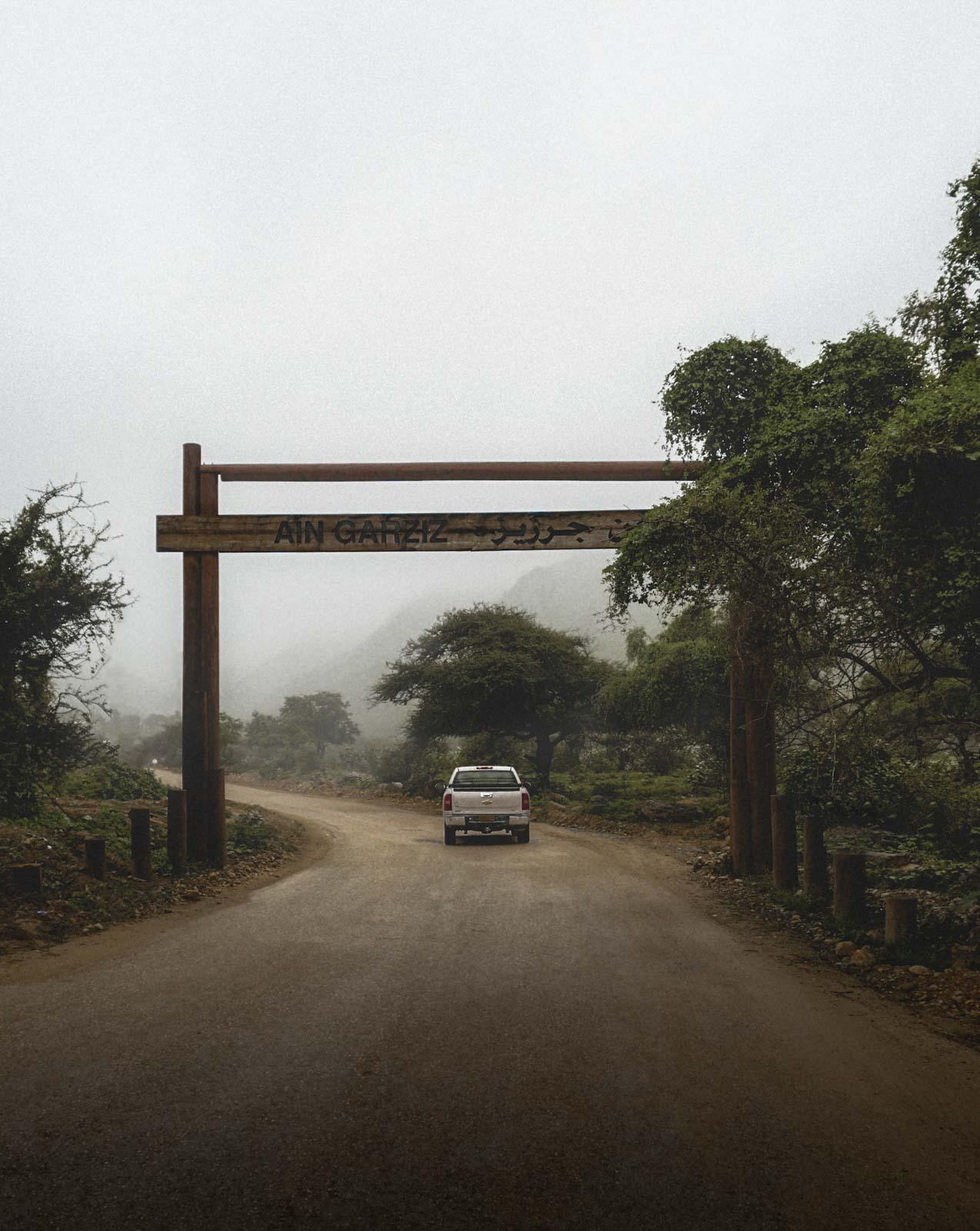 Sur la route oman © musab al rawahi