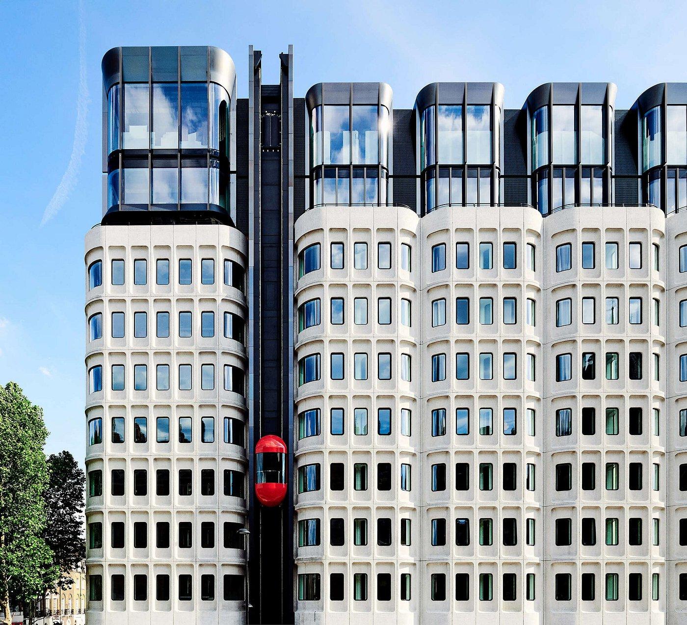 La façade brutaliste de l’hôtel © The Standard London