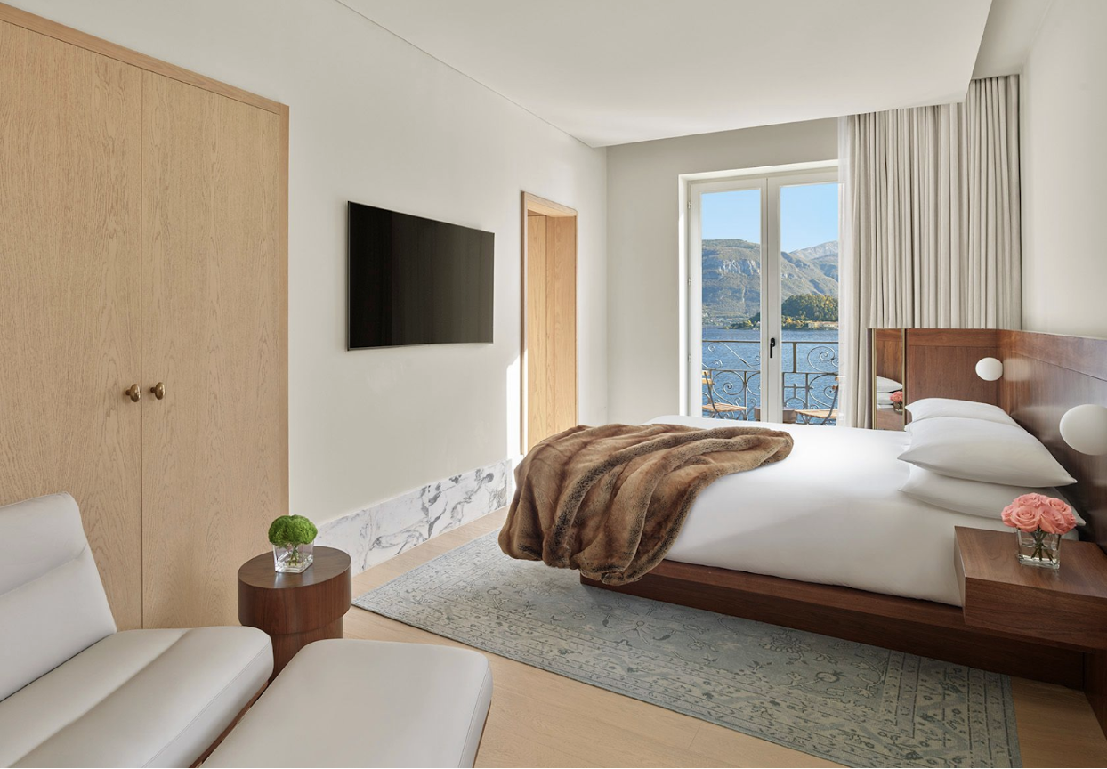 Une chambre dans l’hôtel 5 étoiles © The Lake Como Edition