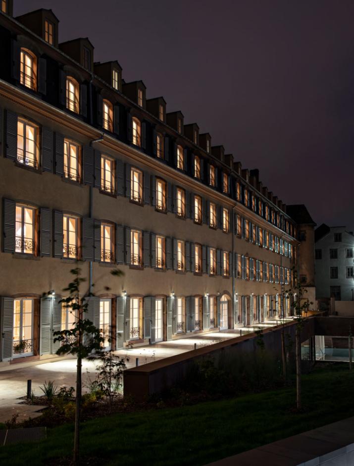 L’aile ajoutée en 2021 abritait autrefois une clinique tenue par des religieuses. © Les Haras