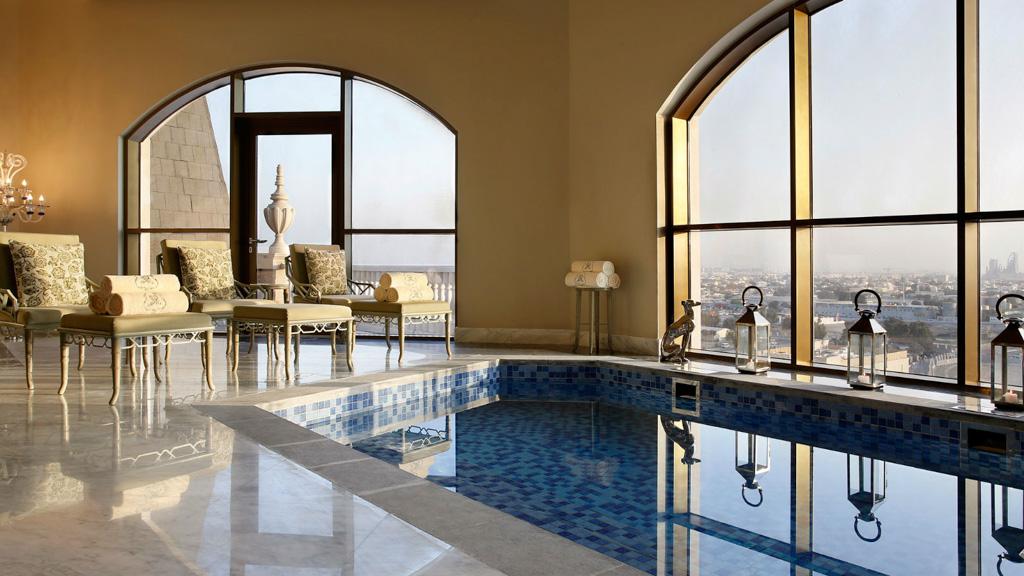 The St. Regis Dubai - Piscine avec vue