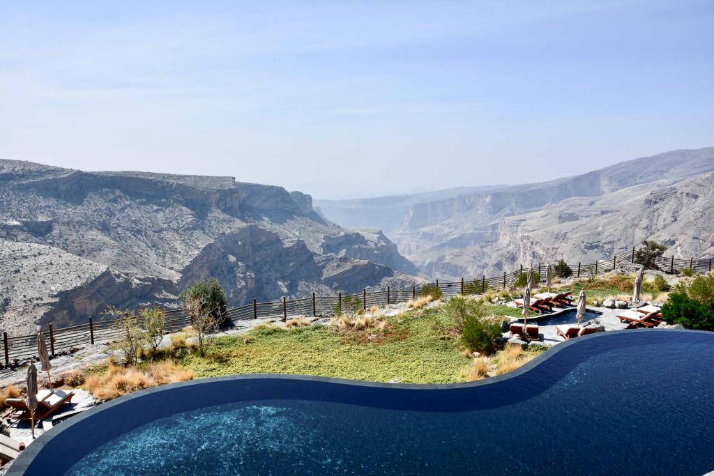 La somptueuse piscine du Alila Jabal Akhdar à Oman. © Emmanuel Laveran.