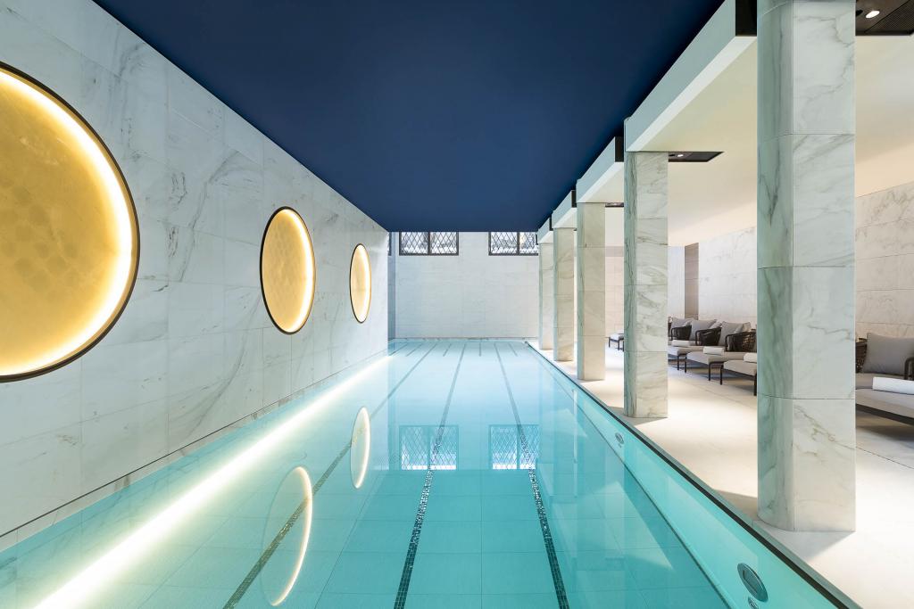 Spa Akasha Hôtel Lutetia - Piscine © Mathieu Fiol