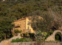 Notre avis sur Le Hameau de Saparale, nouvel hôtel cinq étoiles au cœur de la Corse sauvage