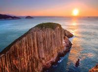 Que faire à Hong Kong cet automne ? Dragon de feu, vins de Bordeaux (et d'ailleurs) et randonnées