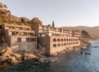 Notre avis sur Les Roches, l’hôtel mythique du Lavandou ressuscité 