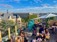 On monte sur La Canopée, le rooftop du Beffroi de Montrouge