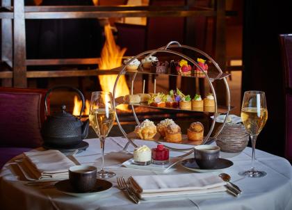 5 raisons de tester la Paren(the)se, le tea time chic du Park Hyatt Paris-Vendôme