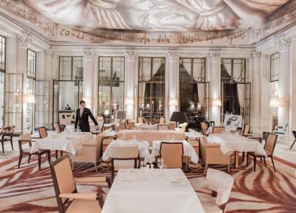 Le Meurice voit ses restaurants et son bar relookés par Philippe Starck