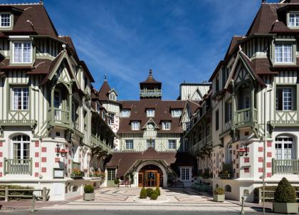 Le Normandy, mythique hôtel du groupe Barrière à Deauville, rouvre ses portes