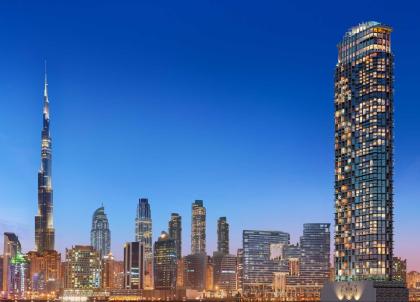 SLS Dubai Hotel & Residences : un hôtel théâtral aussi haut que la Tour Eiffel
