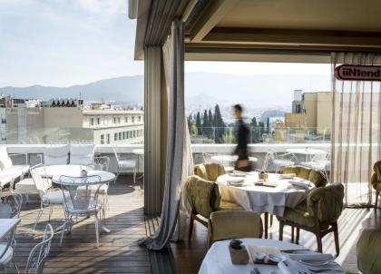 Le New Hotel à Athènes, art et design contemporain au programme