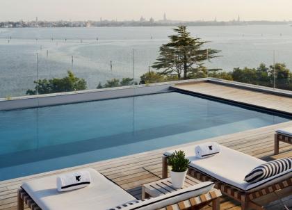 À Venise, JW Marriott inaugure un luxueux resort sur une île privée