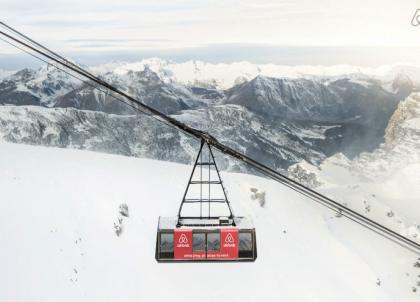 Passer la nuit à 2743 mètres d’altitude, ça vous tente ?  