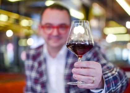 Quels vins boire cet été ? Les conseils avisés de l'un des meilleurs sommeliers de France