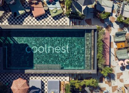 Coolnest : un hôtel urbain dans une vallée des Alpes autrichiennes