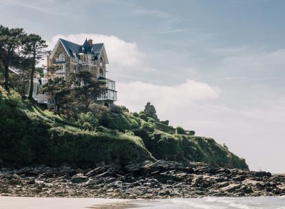 Notre avis sur Les Bassans : Fontenille Collection jette l'ancre en Bretagne