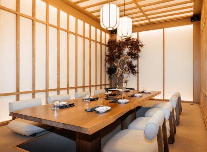 Notre avis sur la cérémonie de la découpe du thon chez Uni, restaurant japonais parisien Notre avis sur la cérémonie de la découpe du thon chez Uni, restaurant japonais parisien
