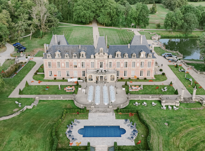 L’Alexandra Palace, un château-hôtel rococo dans les Deux-Sèvres