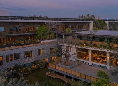 Au Yunnan, le nouvel hôtel signé Songtsam au lac Dianchi