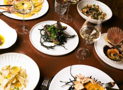 Les meilleurs restaurants de poisson de Paris : nos adresses maritimes d'exception
