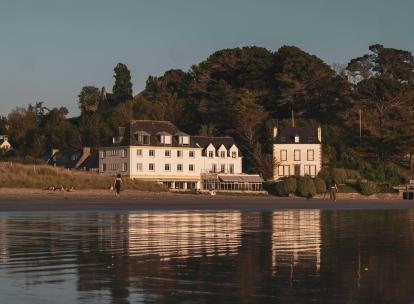 Notre avis sur l’Hôtel de la Plage : un siècle d’hospitalité à Sainte-Anne-La-Palud