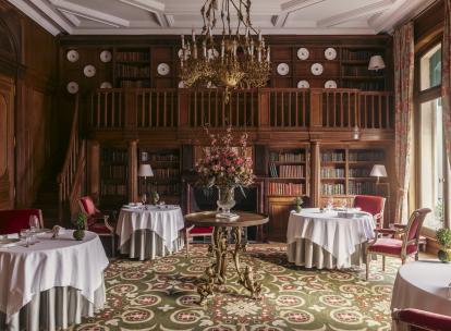 Notre avis sur Le Clarence, restaurant 2 étoiles près des Champs-Elysées