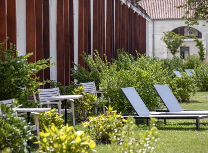 Hôtel Chais Monnet Cognac : un 5 étoiles à l'architecture unique en France