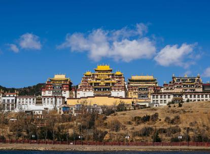 Du Yunnan au Tibet, un voyage d’une semaine à dix jours au sommet du monde