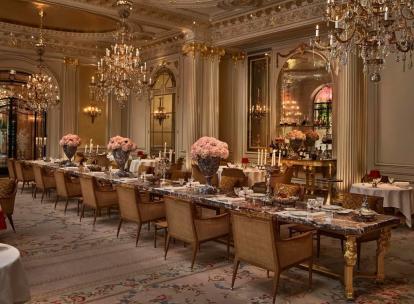 Le Plaza Athénée dévoile le nouveau nom de son restaurant