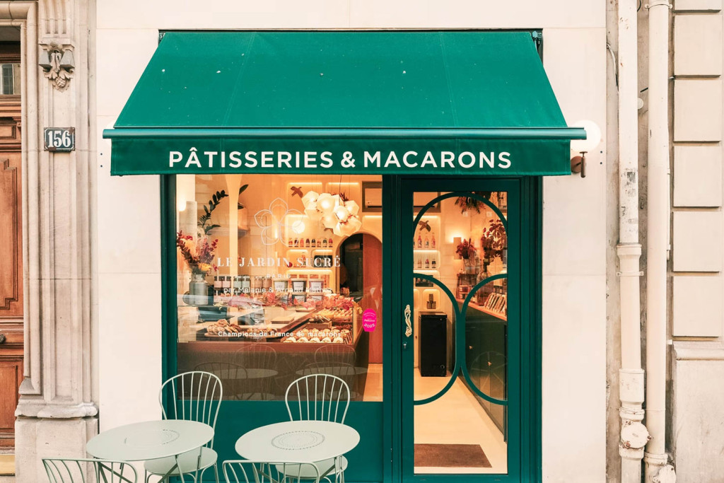 À Paris, la pâtisserie n’est pas une simple gourmandise : c’est un art de vivre ! À côté des grandes maisons historiques, une nouvelle génération de pâtissiers bouscule la scène sucrée. Sélection des meilleures pâtisseries de Paris, nouvelle génération. 