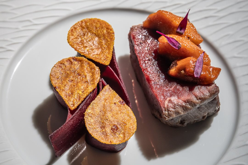 Déménagement réussi pour le restaurant étoilé de Jason Gouzy qui a dorénavant toute la place qu'il lui faut pour monter d'un cran et satisfaire son appétit de géant.