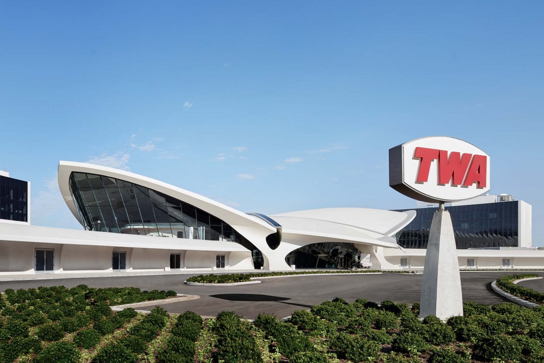 Le TWA Hotel a ouvert le 15 mai 2019 dans l'ancien TWA Flight Center, classé National Historic Landmark © DR