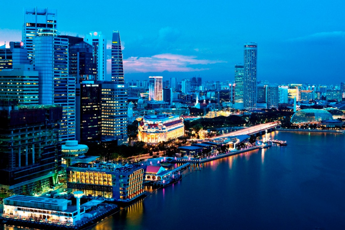 Vue aérienne de Marina Bay : le Fullerton Bay est visible au premier plan, en bas à gauche de l’image | © The Fullerton Bay Hotel