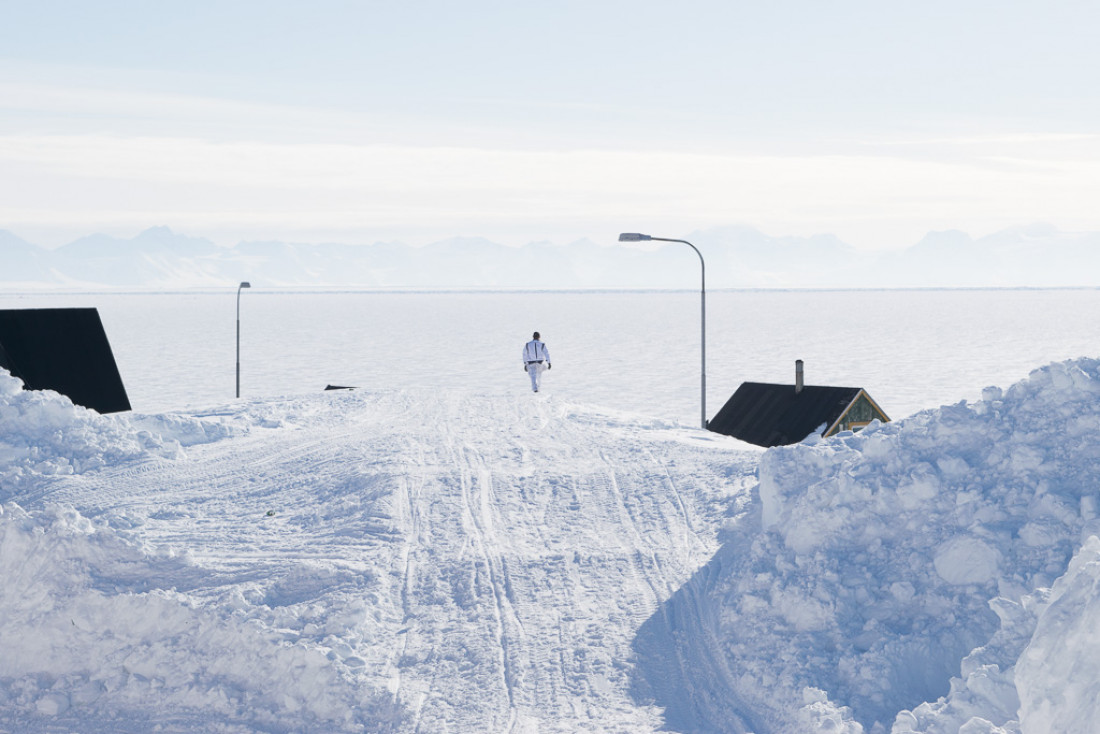 Une rue dans Ittoqqortoormiit.