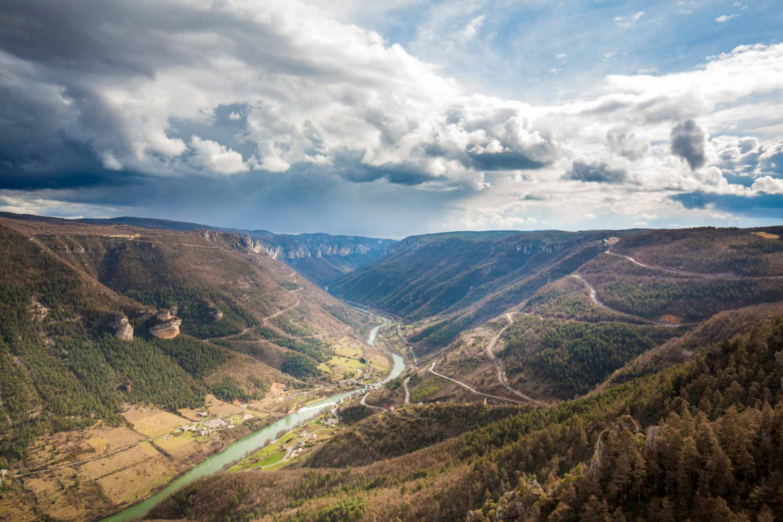 Almières Retreat propose des retraites offrant une immersion totale dans l'univers du yoga et à la découverte du pouvoir du son © Benoit Colomb Lozère sauvage