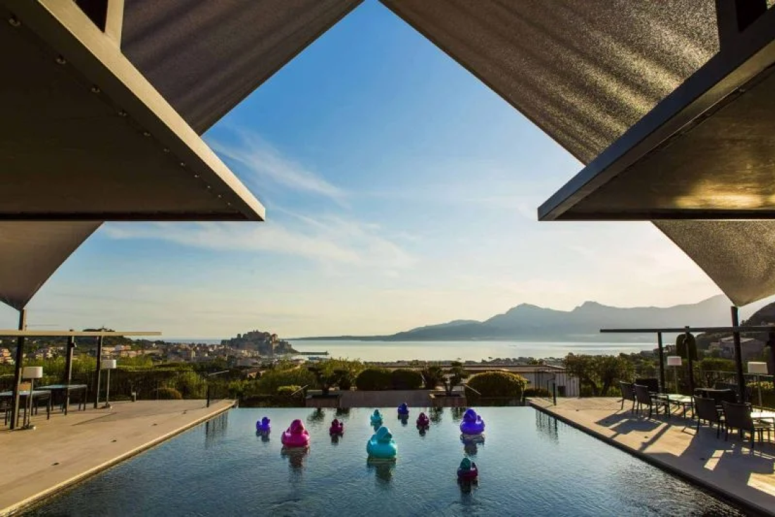 Les 5 plus beaux hôtels de Corse pour une lune de miel © Villa Calvi 