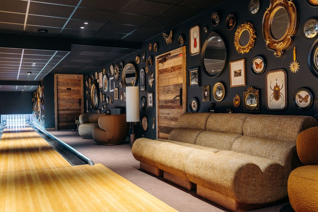 Insolite : un bowling dans un hôtel dans les Alpes françaises © lerefugechezlatante