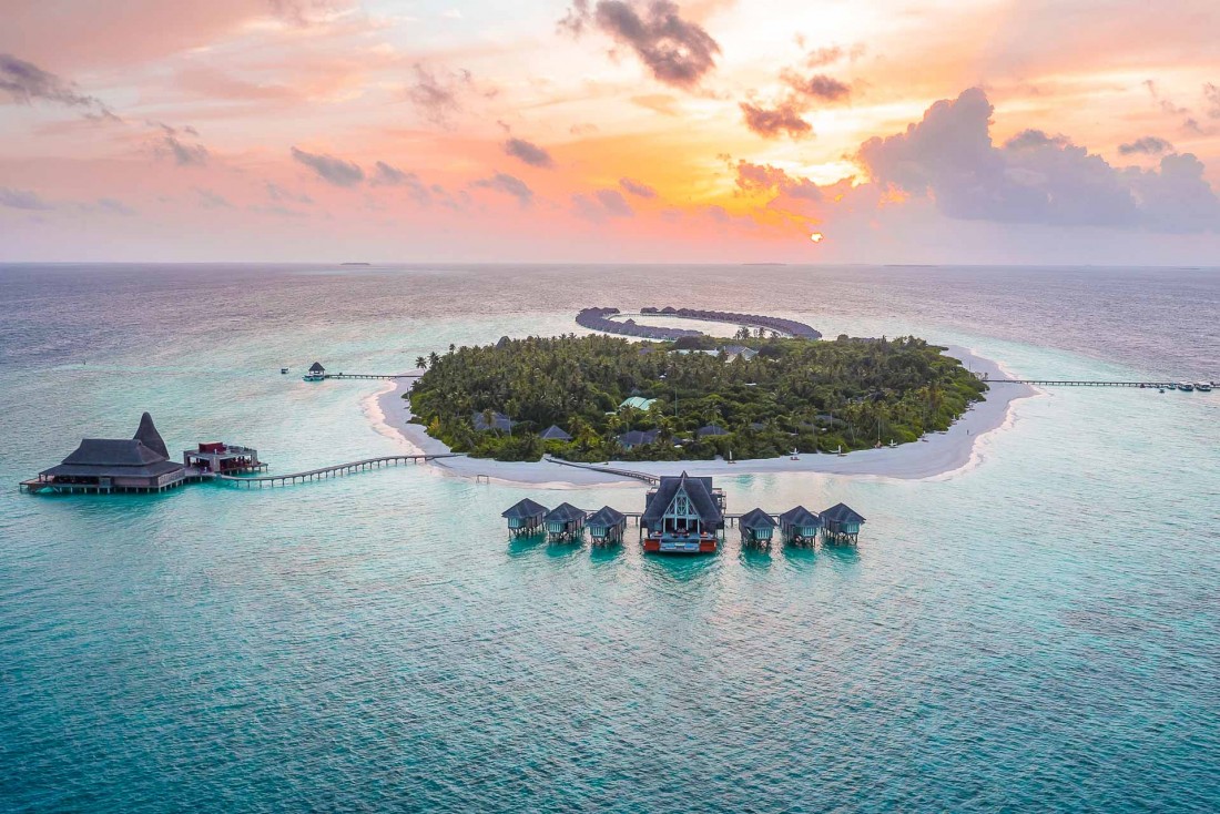 Anantara Kihavah Maldives Villas - Vue aérienne du resort © DR