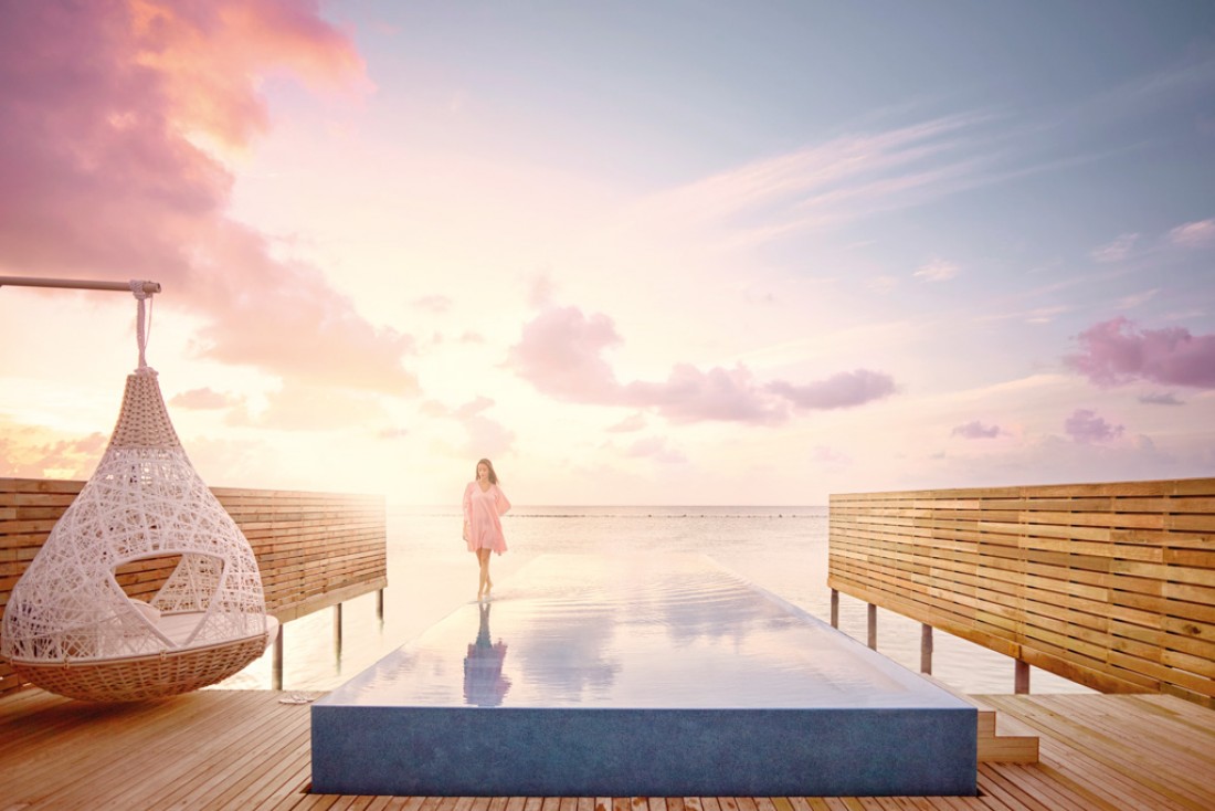 Les Temptation Villas du LUX* South Ari Atoll aux Maldives proposent de spectaculaires piscines à débordement surplombant l'Océan Indien © LUX* Resorts